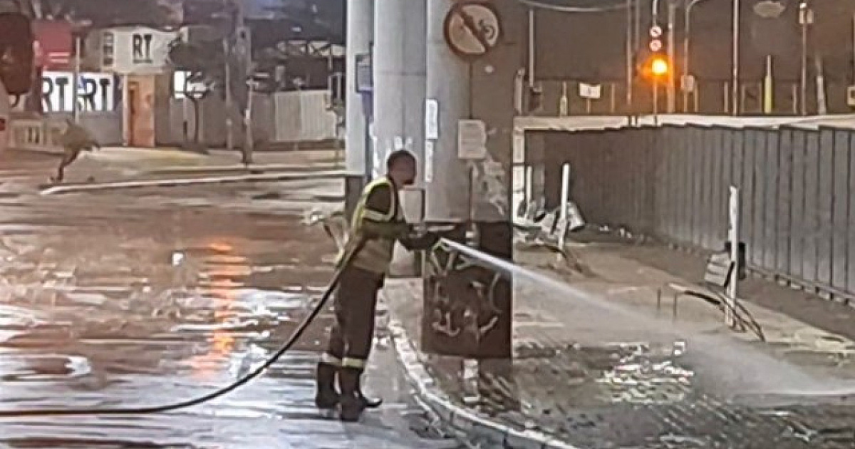 Após forte chuva e alagamentos, Prefeitura de Barueri realiza limpeza de vias