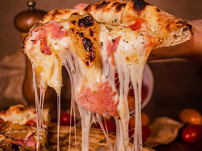 Pizzarias de Alphaville realizam ação em prol da ONG SOS Pet Alpha