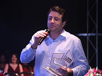 Vídeos representam 30% dos posts de deputados e prefeitos