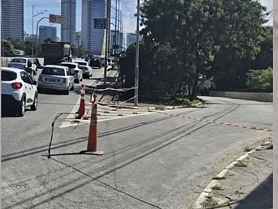 Alça de acesso à Rua da Prata na lateral da ponte Akira Hashimoto é interditada