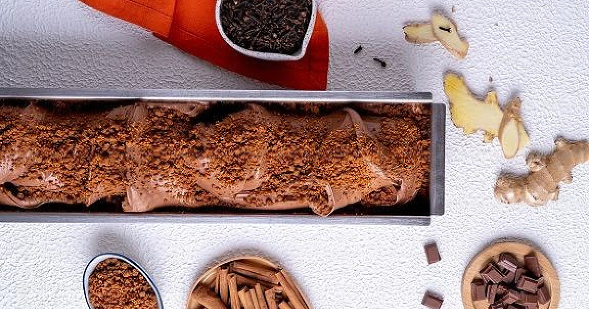 Bacio di Latte aposta em gelato de especiarias e chocolate