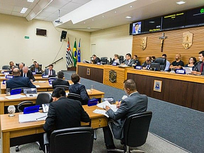 Câmara de Santana de Parnaíba aprova pagamento de R$ 47 milhões em indenização a empresário