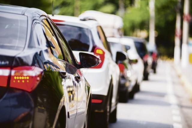 Apesar de queda no congestionamento, moradores relatam tráfego moroso