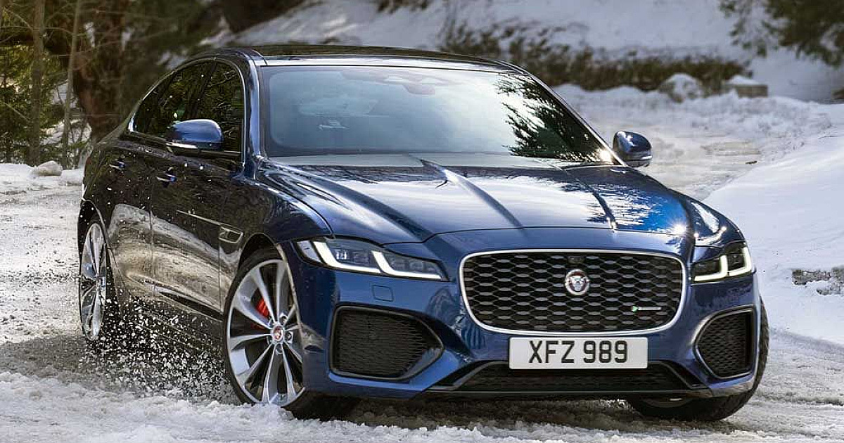 Jaguar Land Rover celebra 38 anos de parceria com a franquia James Bond