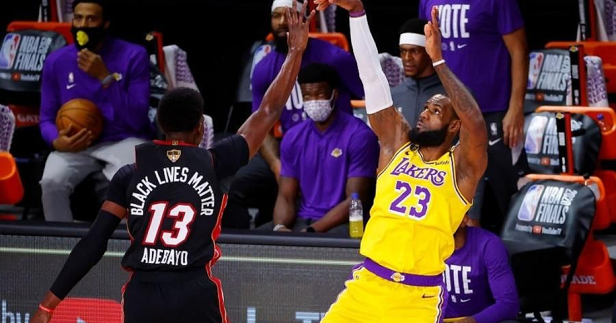 Budweiser faz parceria com a NBA e cria jogo para celular