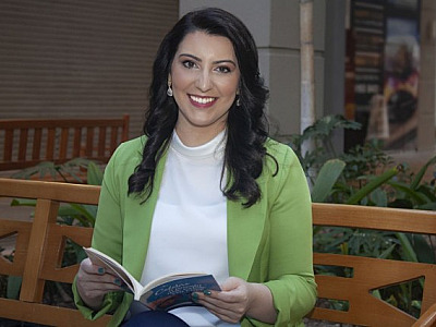 Livro de moradora do bairro exalta autocuidado e saúde mental