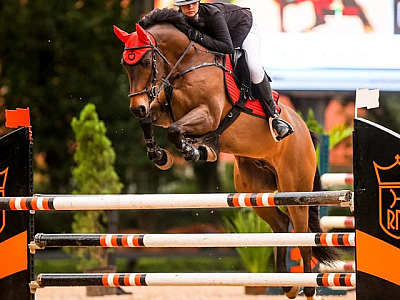 Moradora de Alphaville recebe prêmio Hipismo Brasil