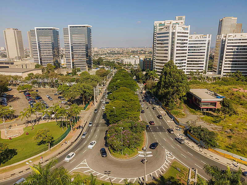 São Paulo, Osasco e Barueri estão entre os 20 maiores PIBs do Brasil, aponta IBGE