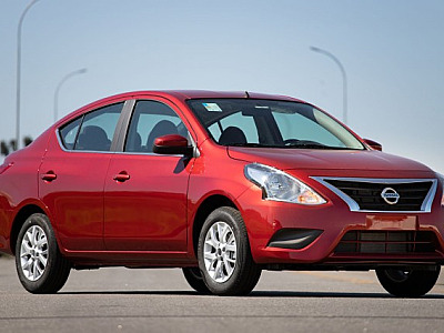 Nissan Versa V-Drive começa a chegar às revendas