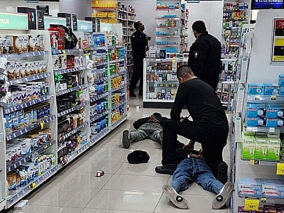 Equipe da AREA Alphaville evita roubo em drogaria da Alameda Araguaia