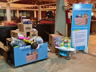 Pelas crianças, moradores do bairro se mobilizam para doar brinquedos