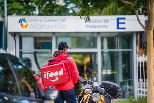 Entregadores de apps fazem greve nesta quarta-feira (1º)