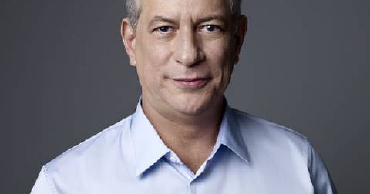Pré-candidato à presidência, Ciro Gomes ressalta vida pública ‘limpa’
