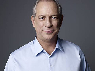 Pré-candidato à presidência, Ciro Gomes ressalta vida pública ‘limpa’