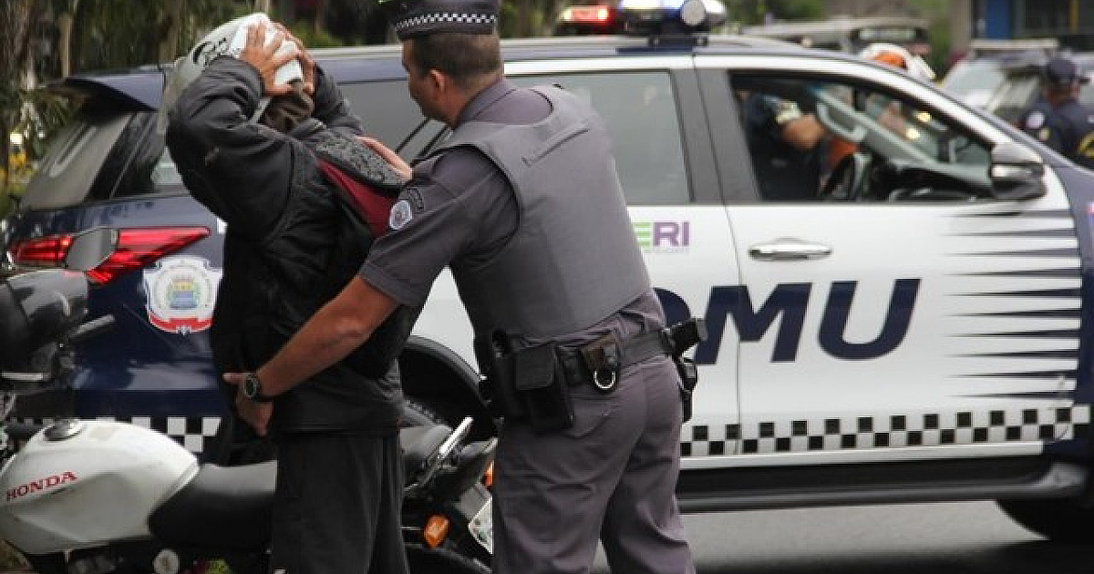 GCM de Barueri e Polícia Militar realizam operação em Alphaville com foco em motociclistas