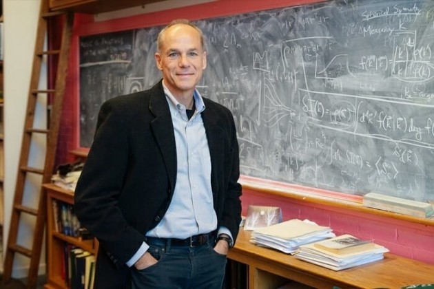 Físico brasileiro vence ‘Nobel da Espiritualidade’, conquistado por Dalai Lama e  Madre Teresa