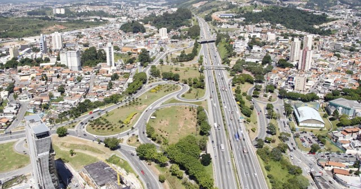 Mais de 150 mil veículos devem passar pela Castello Branco no feriado de Nossa Senhora Aparecida