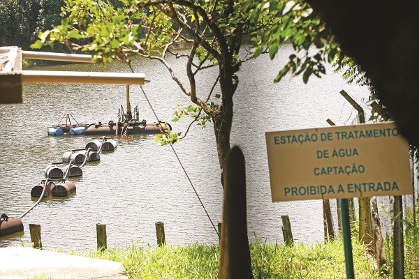 Moradores de Aldeia da Serra ficam cinco dias sem abastecimento de água