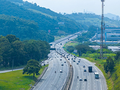 Fluxo na Castello Branco deverá aumentar no Natal e ser menor no Ano Novo, segundo Ecovias