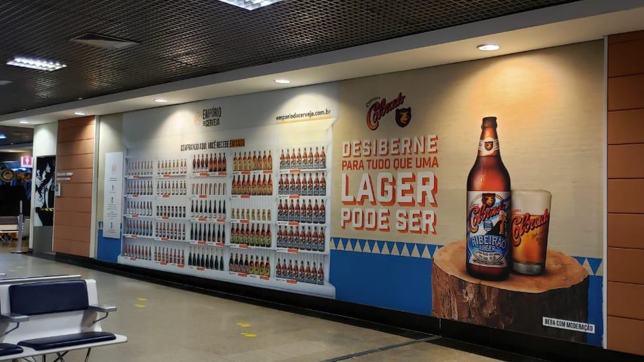 Cervejaria Colorado cria gôndola virtual no aeroporto de Congonhas