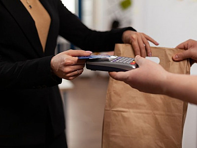 Black Friday: Procon-SP orienta consumidores para evitar cair em golpes