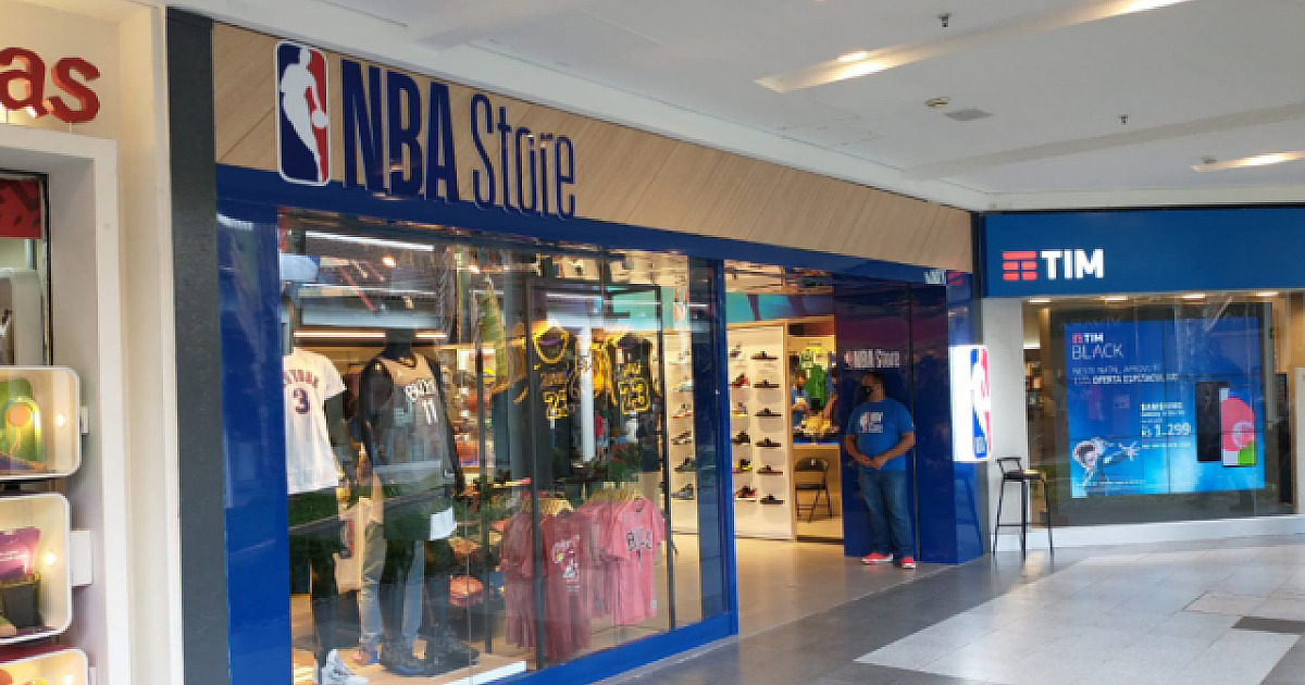 Shopping Tamboré inaugura NBA Store