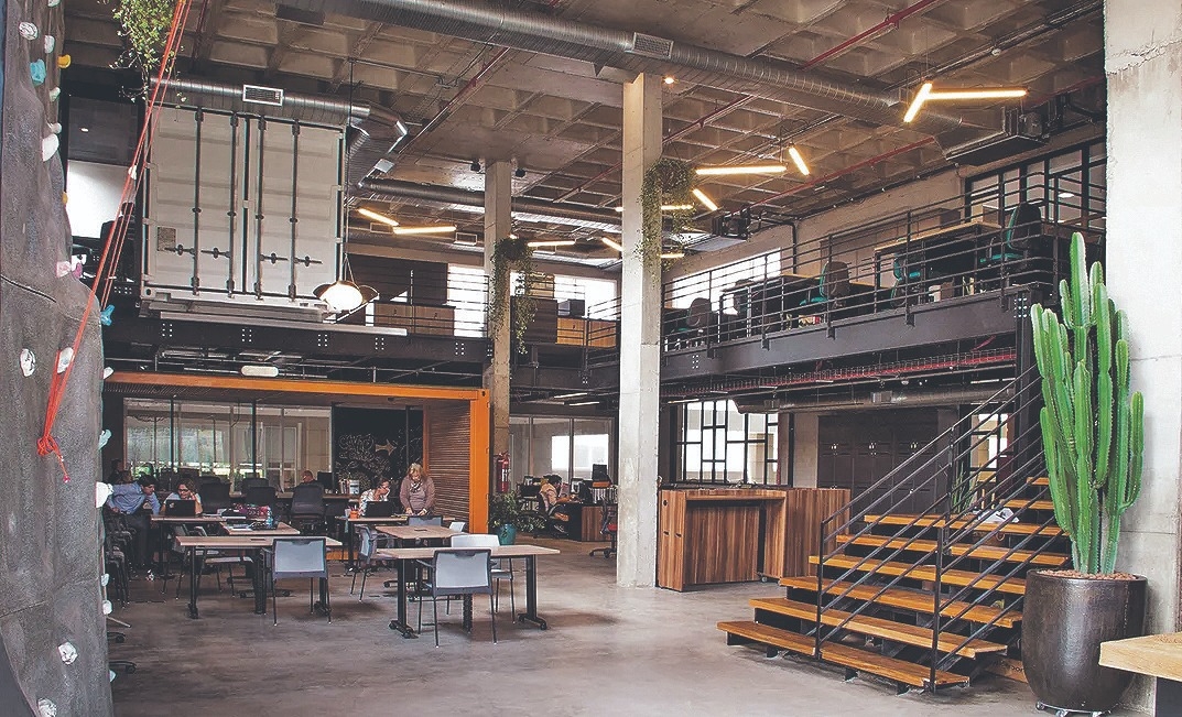 Mercado de coworkings cresceu 500% no Brasil, nos últimos três anos