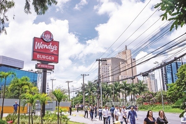 Wendy's faz leilão virtual com itens a partir de R$ 20
