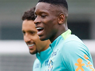 Brasil enfrenta Bolívia em seu último compromisso pelas Eliminatórias