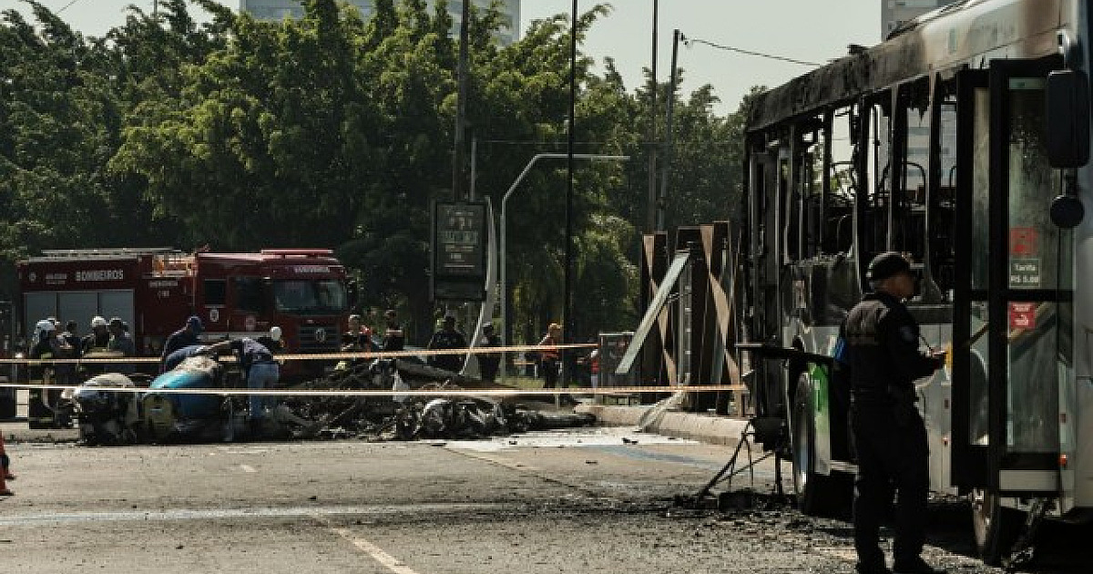 Acidente aéreo em São Paulo deixa dois mortos