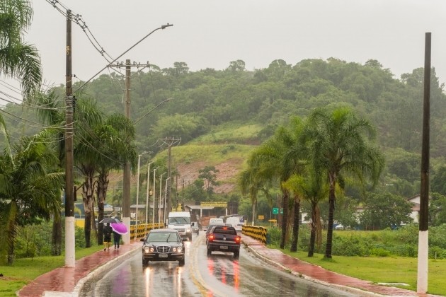 Defesa Civil alerta para fortes chuvas na região