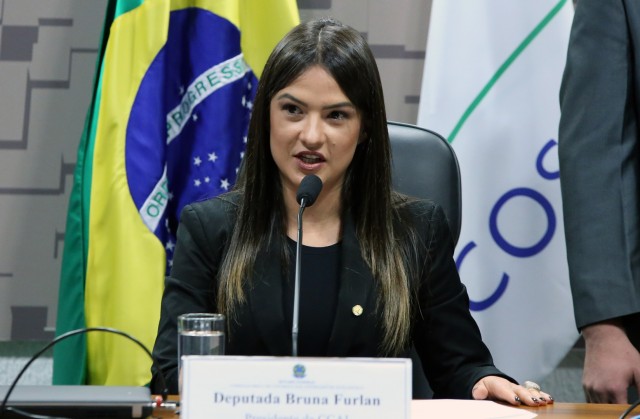Bruna Furlan recebeu mais de R$ 21 mil em auxílio-moradia