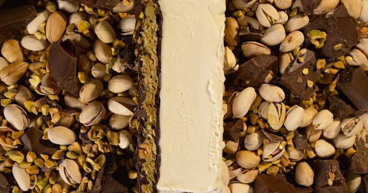 Bacio di Latte amplia portfólio de sobremesas com Crunchy Pistacchio Chocolate