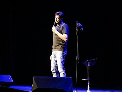 Danilo Gentili apresenta seu novo show em Barueri