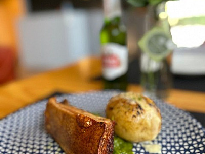 Almoço Executivo no Santi tem entrada e sobremesa de presente