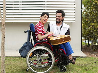Pelo Dia de Doar, APAE Barueri realiza Parada Solidária em Alphaville