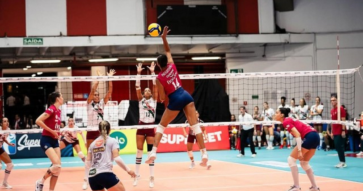 Flor de Ypê Paulistano Barueri​ enfrenta Sesi Bauru em primeiro jogo do 2º turno da Superliga