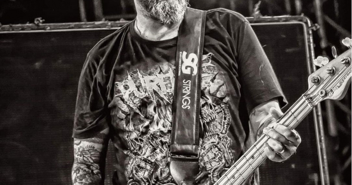 Velório de Canisso, baixista do Raimundos, será no Ginásio José Corrêa, em Barueri