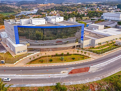 Com presença do governador, Santana de Parnaíba inaugura novo hospital municipal no aniversário de 4