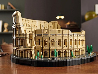 LEGO lança réplica do Coliseu com mais de 9 mil peças