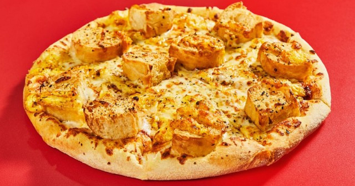 Pizza de pão de alho volta ao cardápio da Domino’s