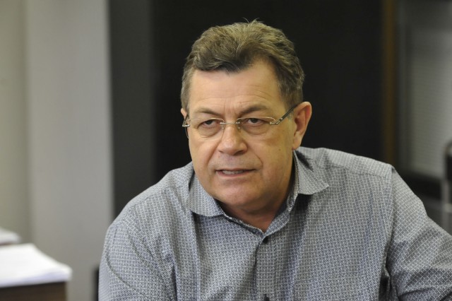 Emidio pede e presidente cancela homenagem a Pinochet