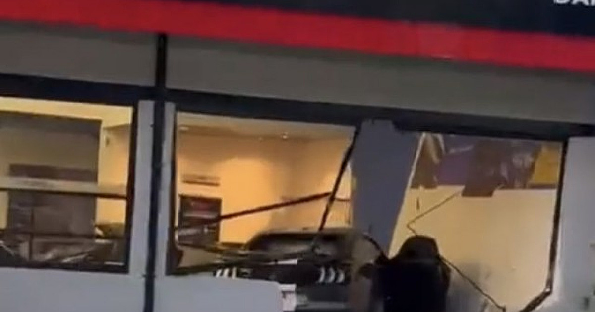 Alameda Araguaia registra dois acidentes de trânsito neste fim de semana