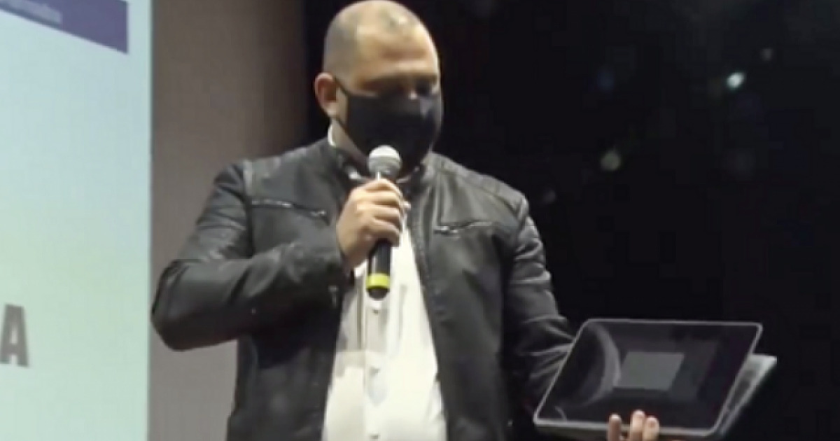 Para turbinar educação, Tonho compra mais de 5 mil chromebooks