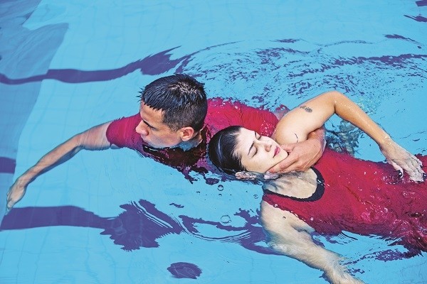 Bombeiros alertam para cuidados com acidentes na água nas férias