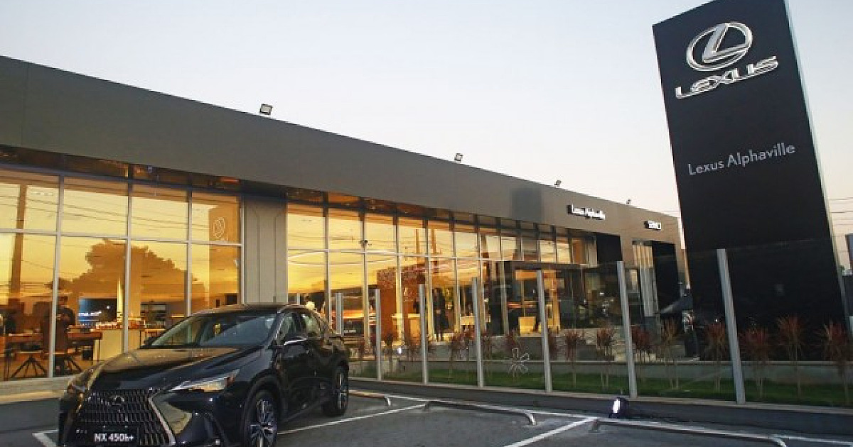 Lexus abre maior concessionária do país em Alphaville com conceito de luxo automotivo e experiência