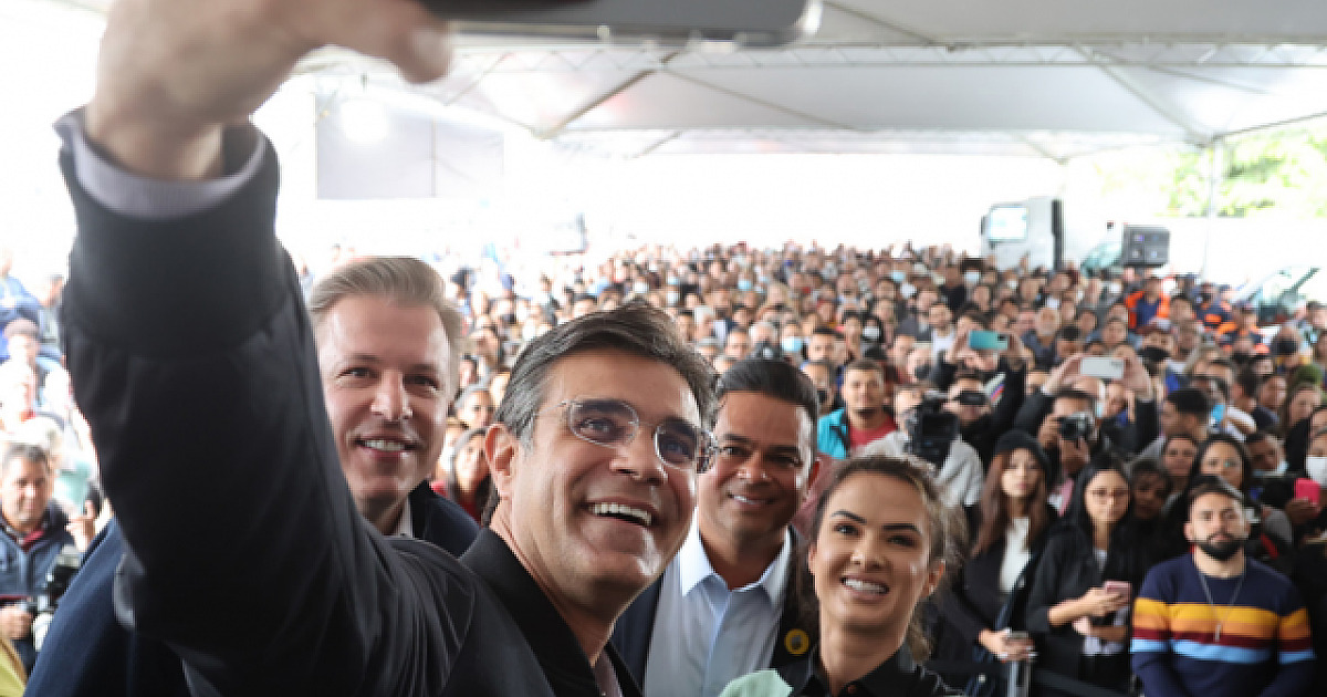 Vereadores contrariam próprio partido em prol de Elvis Cezar