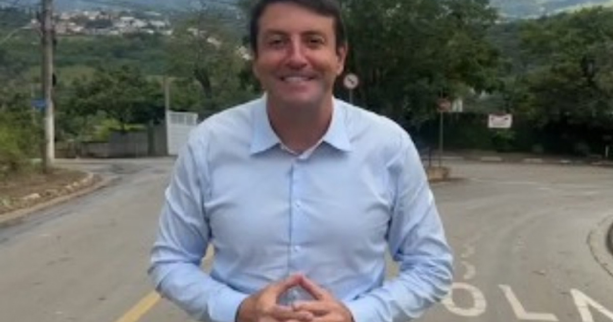 Elvis intensifica comunicação, anuncia obras e pede paciência em terceiro mandato