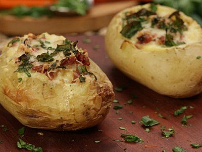 3 receitas de batata recheada para curtir no friozinho