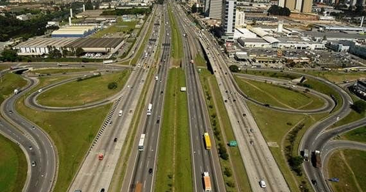 No feriado de Corpus Christi, mais de 840 mil veículos passaram pelo sistema Castello-Raposo